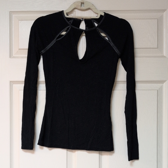 Guess Black Keyhole Long Sleeve Blouse - Picture 1 of 4